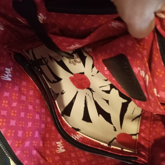 HUGE PRICE DROP! Brighton Day Trip Tote - Picture 3 of 5